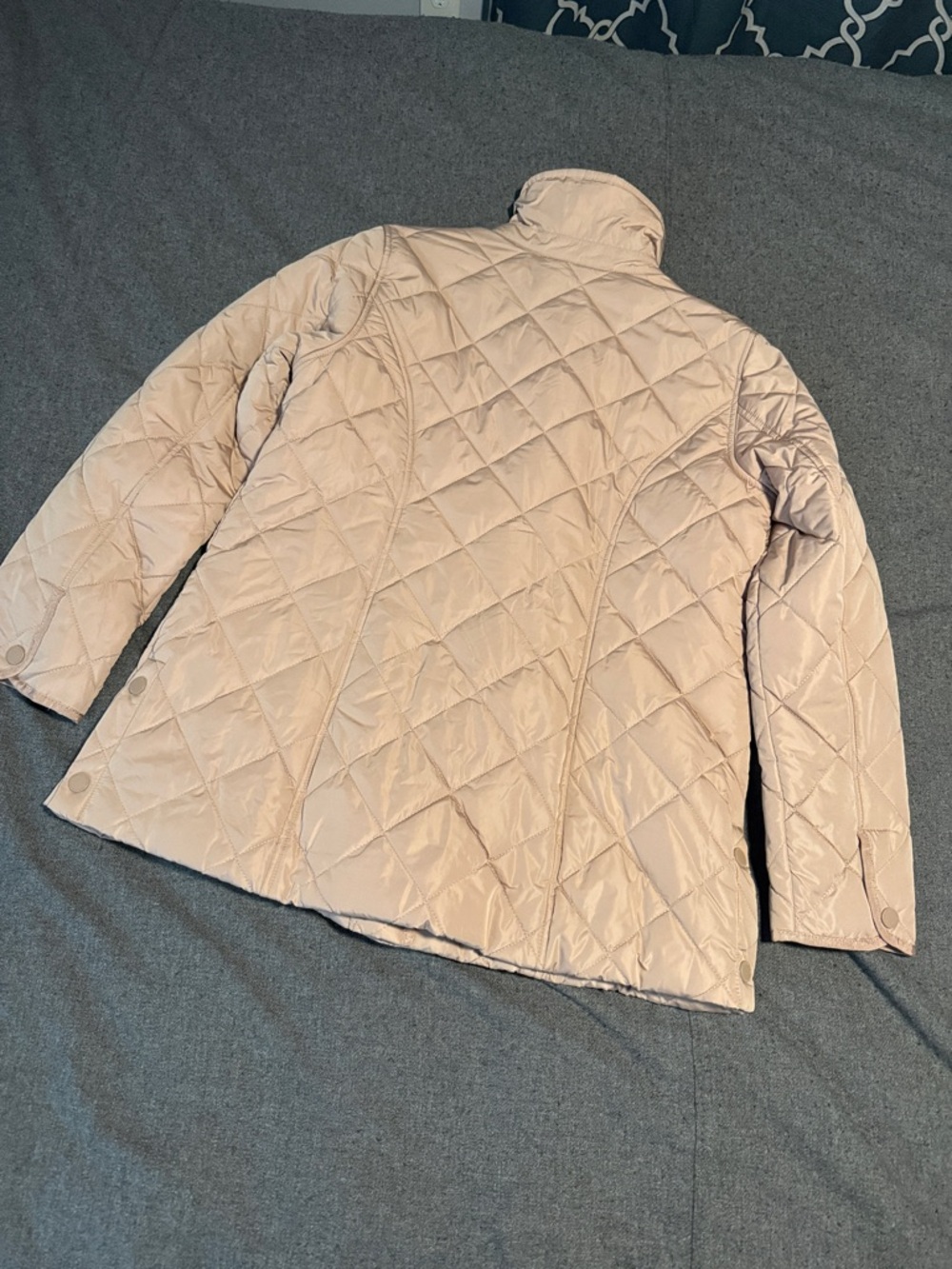 Isaac Mizrahi quilted barn jacket, EUC, M - Picture 3 of 11